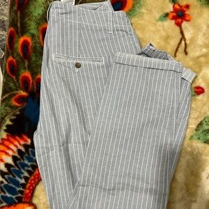 High waisted HM pants size 4 true to size, worn once or twice. Open to bundle.